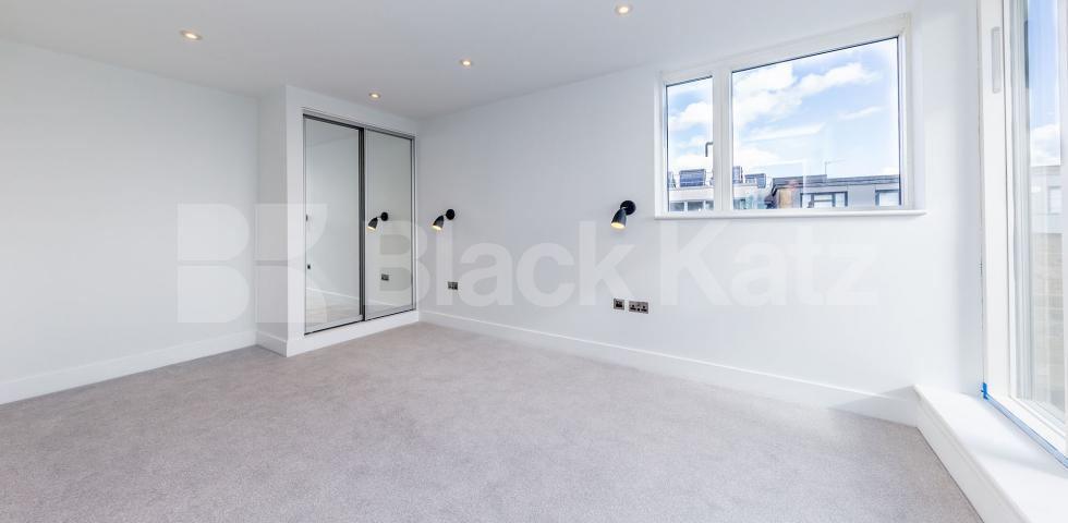 			STUNNING NEW MODERN DEVELOPMENT IN CAMDEN!, 1 Bedroom, 1 bath, 1 reception Flat			 Cliff Villas, CAMDEN